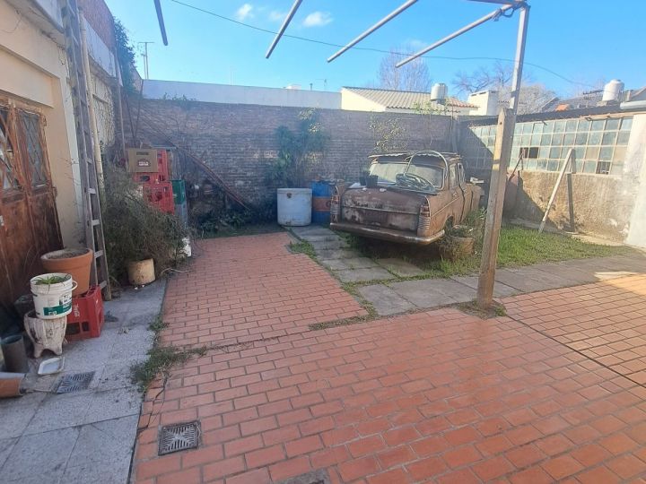 VENTA CASA ALBERDI  RIO MAZZA AL 2200