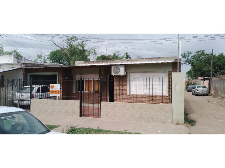 VENDE DOS CASAS EN CASILDA