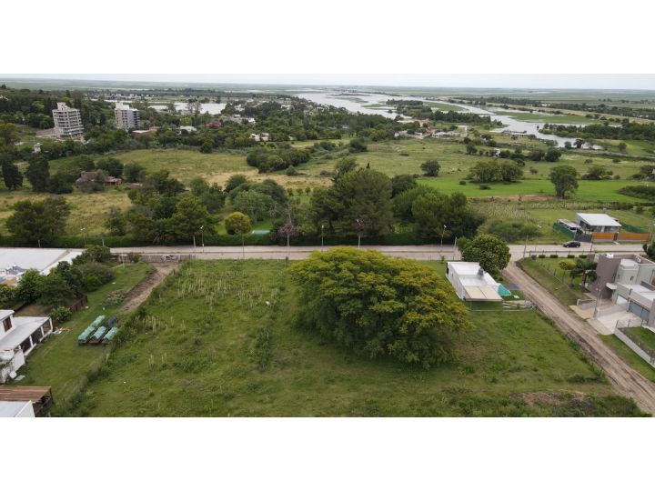 Lote de 924m2 con magnífica ubicación y disponibilidad de servicios! Av. Esteban Lonne y Gualeguay