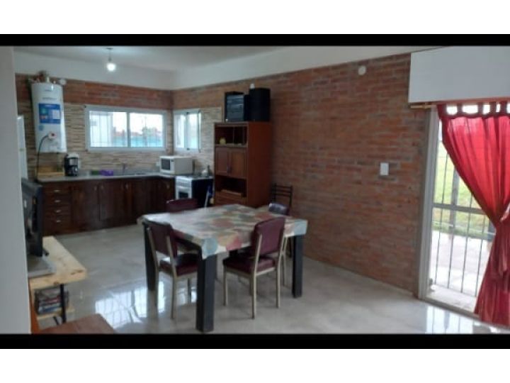 CASA EN LOMA DE ALICIA BAIGORRIA