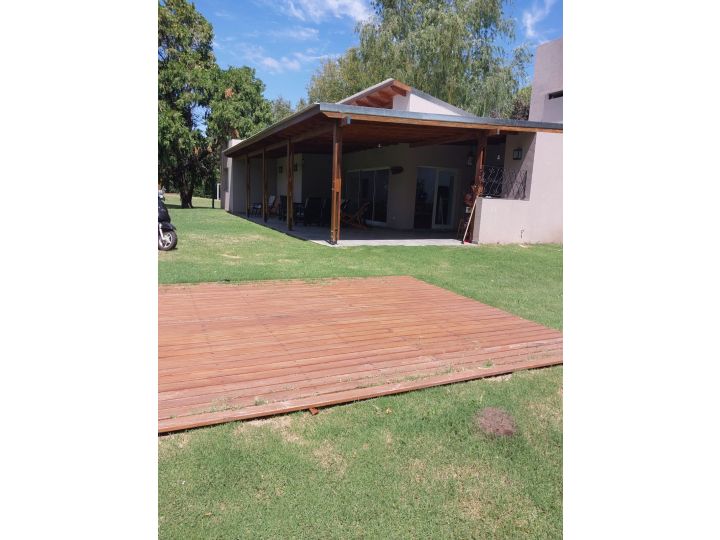 Ayres de Campos Barrio cerrado Roldan - Sobre Ruta 9