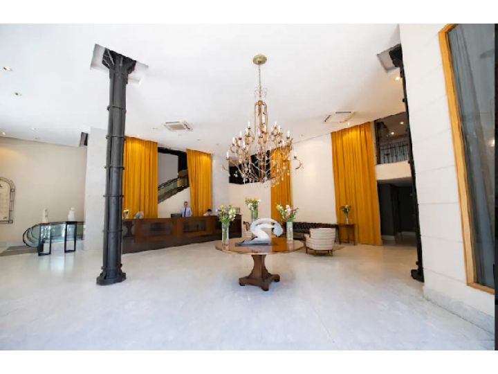 VENTA!! OPORTUNIDAD!! Triplex 2 amb. PALACIO RAGGIO. San Telmo / Monserrat, CABA