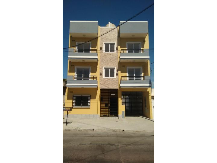 Departamento - Isidro Casanova
