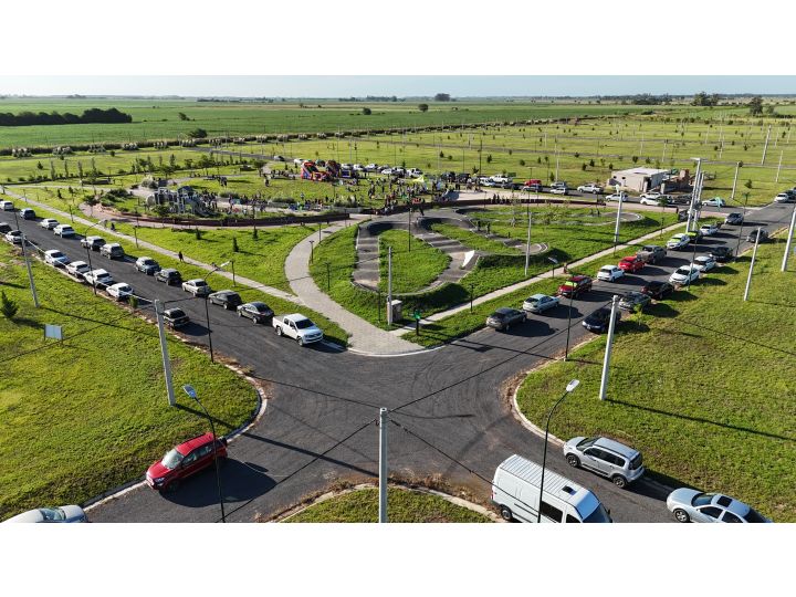 VENTA DE LOTE EN ALVAREZ