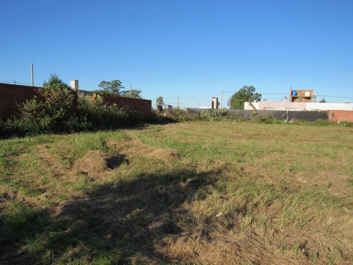 TERRENO EN FUNES CITY