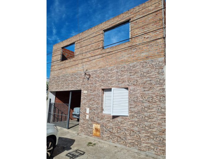 Venta Casa 3 Dormitorios Tucuman 5100