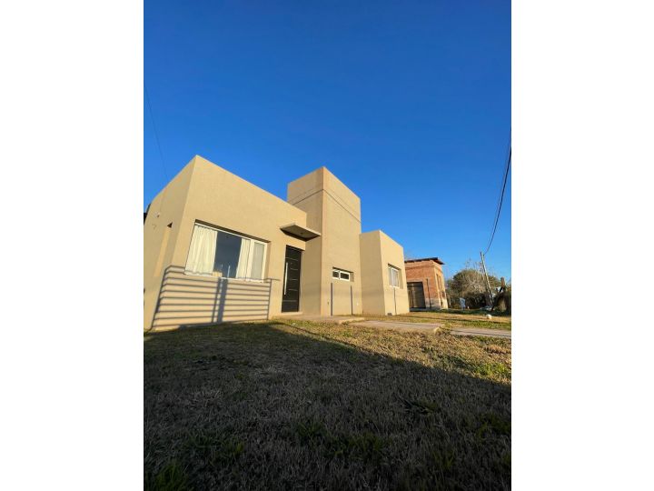 Casa en venta un dormitorio- Diaguitas 1450