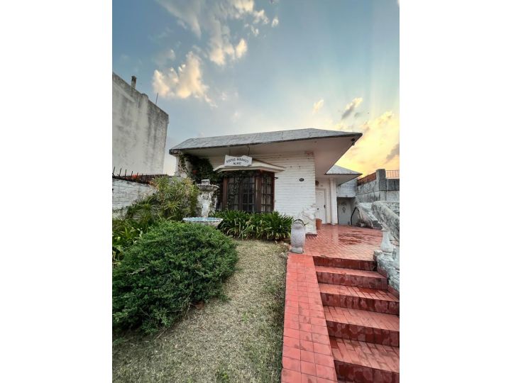 CASAS DE 2 DORMITORIOS ALBERDI OESTE