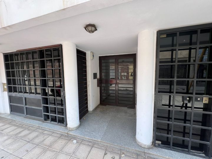 DEPARTAMENTO EN VENTA DE 1 DORMITORIO EN ALBERDI A METROS DE BV SAN JUAN