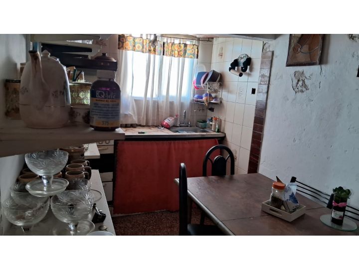 CASA RESERVADA! Terreno Lote en muy buena zona de Ramos Mejia Colon al 600