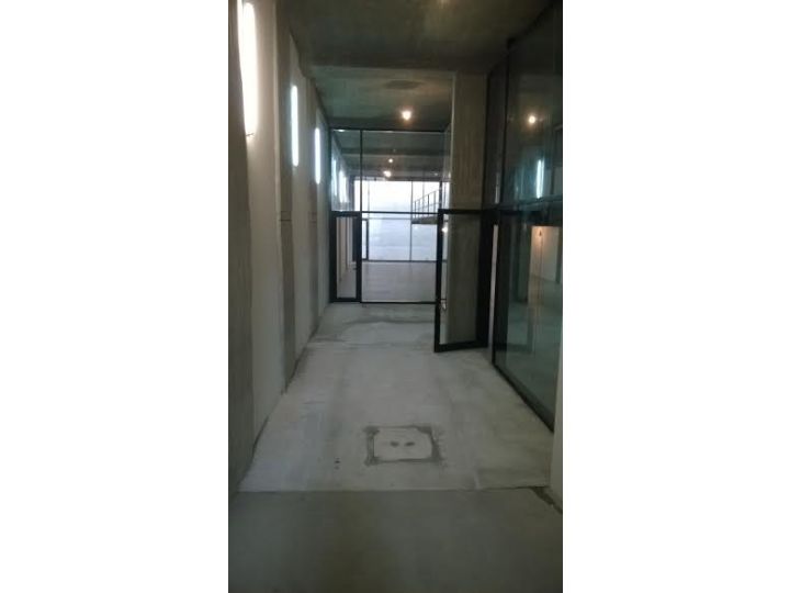 Importante Local y/o Oficina - 480 m2 - Excelente Ubicación