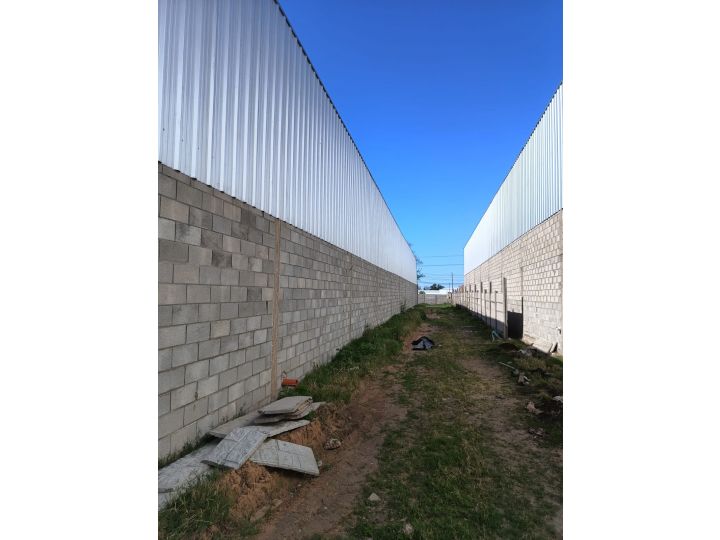 Camino Nuevo a Soldini y Ov. Lagos - Nave 1000m2