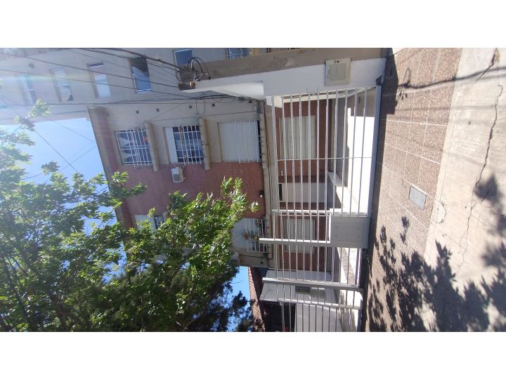 EN VENTA HERMOSO MONOAMBIENTE EN MORON