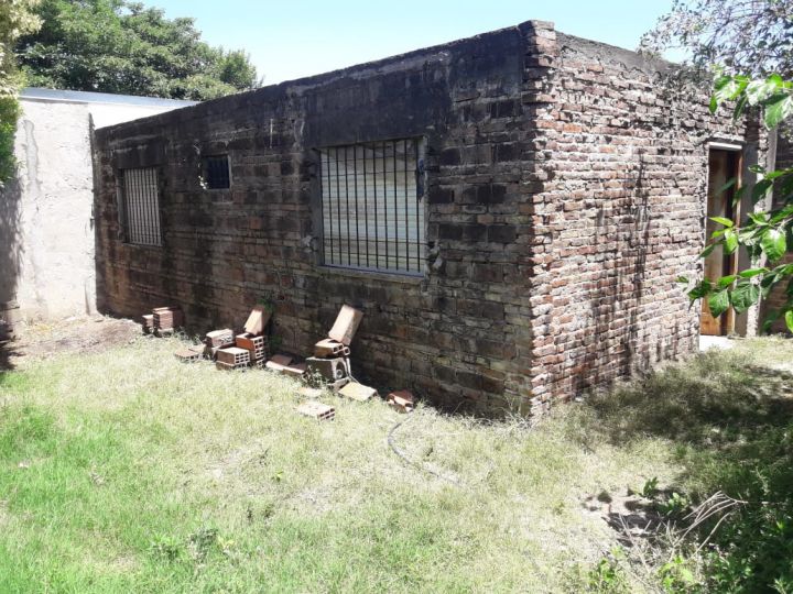 Casiano Casas 1800 - Casa interna a terminar
