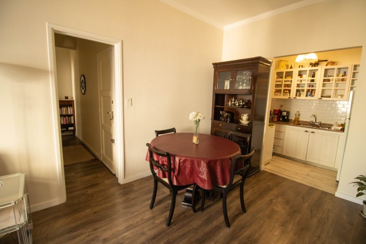 Semipiso 3 ambientes en Recoleta - Reciclado - Frente - Apto profesional