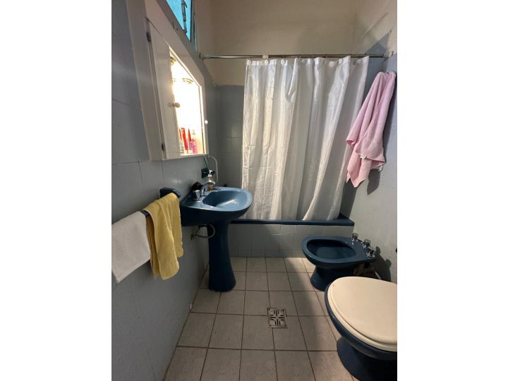 Departamento dos dormitorios alto alberdi planta baja