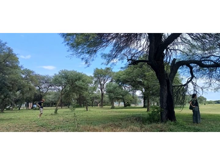 VENDO LOTE EN VALLE DEL GOLF. FONDO GOLF