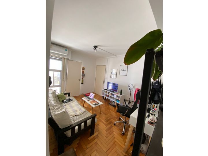 VENTA!!! 2 ambtes, luminoso, piso 8º