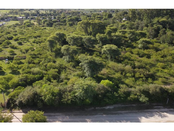 Gran terreno de 4.800 m2 con excelentes vistas (al rio, a la ciudad y a las colinas)
