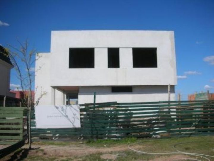 Departamento 2 Dormitorios, Francia y San juan, cercano a facultades!