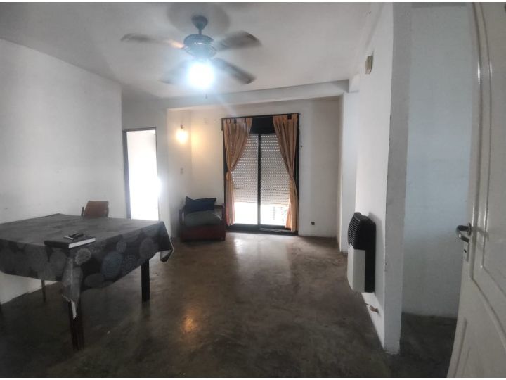 Departamento en venta 3 ambientes, en Ezpeleta, Barrio Covendiar