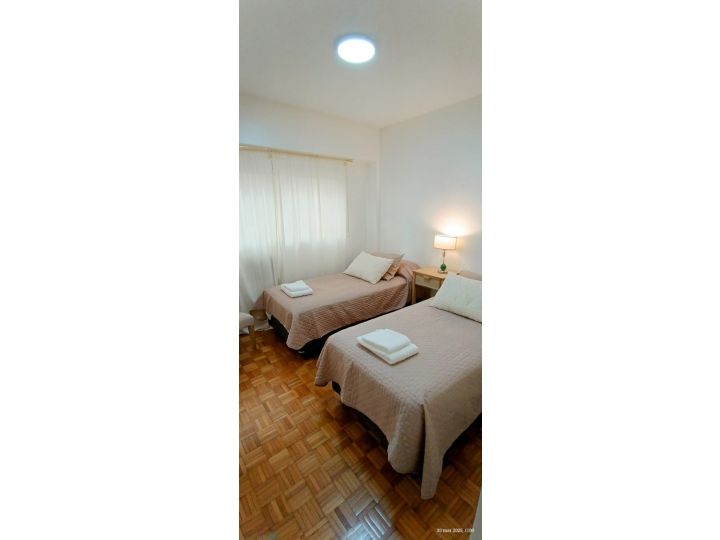 Recoleta,  Libertad 1200, 2 am, 47m2, u$s 700 + expensas + servicios. Expensas Febrero  2025= $ 135,000.- 10-04-25
