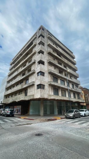 Local Comercial a estrenar en barrio centro a metros de la casa de gobierno