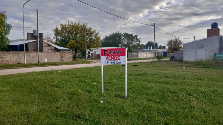 VENDE TERRENO EN AREQUITO