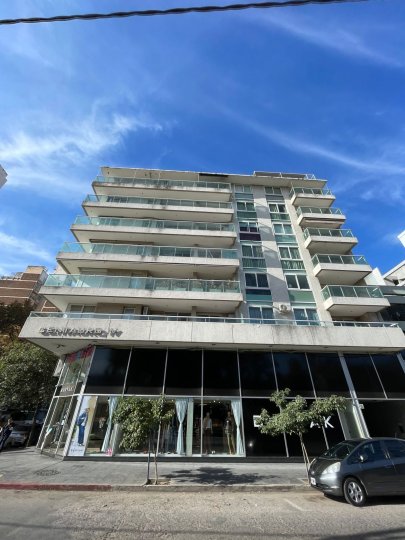 Departamento 2 Dormitorios con Balcon Terraza en Barrio General Paz