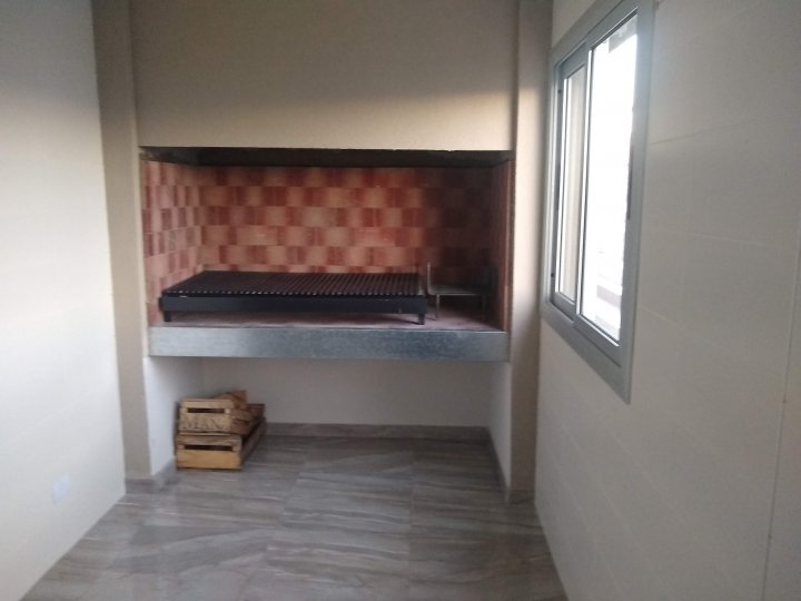 VENTA DEPARTAMENTO  2  AMBIENTES FRENTE CON PATIO