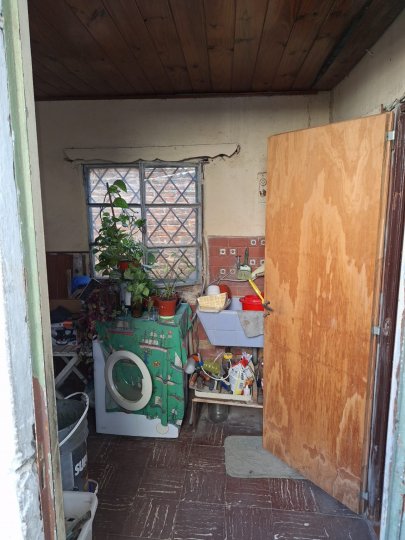 VENTA -casa 3 ambientes a reciclar  chilavert  jose leon suarez -
