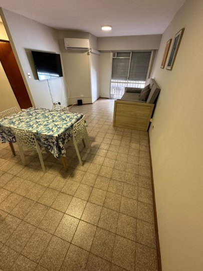 AMOBLADO 1 DORM NVA CBA