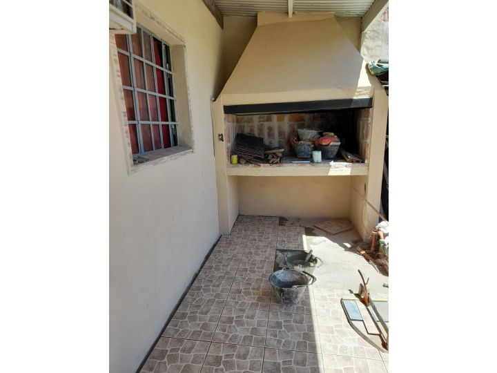 EN VENTA FUNES CASA 2 DORMITORIOS