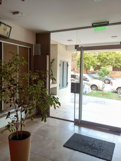 VENDO DEPARTAMENTO, BALCON Y SUM