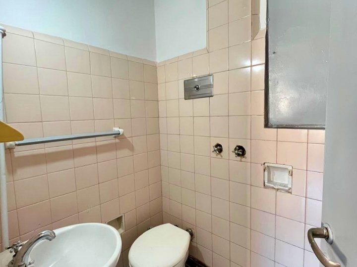 DEPARTAMENTO MONOAMBIENTE APTO PROFESIONAL - VISTA AL FRENTE - LAVALLE 2100 - BALVANERA