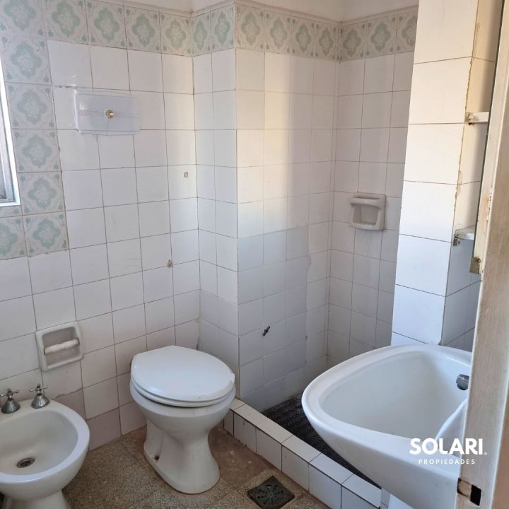 AV. PELLEGRINI AL 600 | DPTO. DE 2 DORMITORIO + BALCON | 47 M2