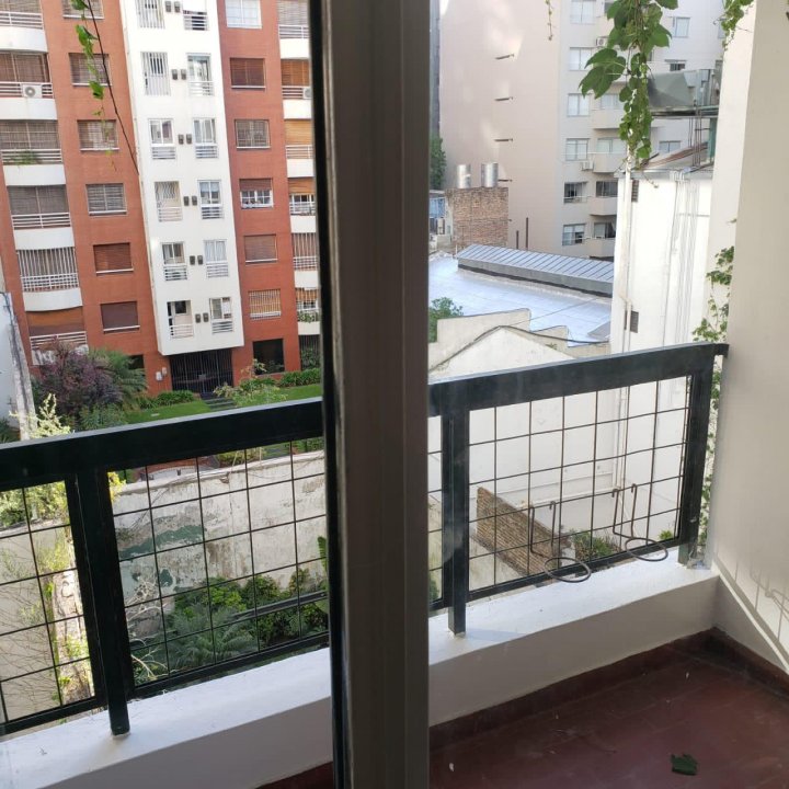 ALQUILER PALERMO NUEVO SEGUI Y SINCLAIR  MONOAMBIENTE CONTRAFRENTE A/A LUZ Y SOL BALCON  COCINA BAÑO COMPLETO  SEGURO DE CAUCIÓN