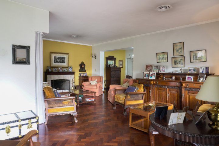VENTA- CASA DE 4 DORMITORIOS- TARRAGONA Y FRENCH FISHERTON