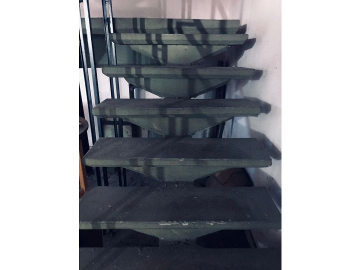 VENTA DE PH 3 AMBIENTES a refaccionar EN CASTELAR