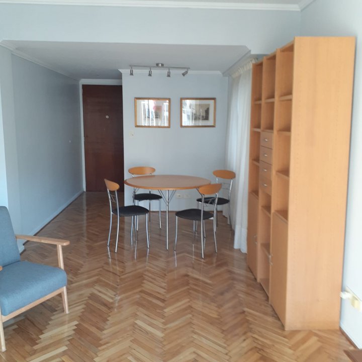 Recoleta, Juncal 2100, piso 9, 2 amb, 55m2, u$s 750 + expensas + servicios. Expensas Junio 2025= $ 170,000.- 20-07-25