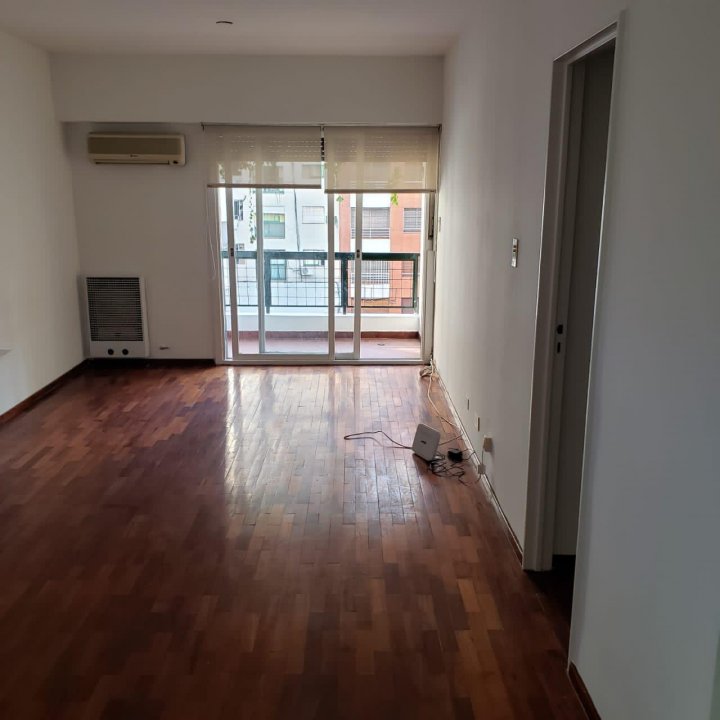ALQUILER PALERMO NUEVO SEGUI Y SINCLAIR  MONOAMBIENTE CONTRAFRENTE A/A LUZ Y SOL BALCON  COCINA BAÑO COMPLETO  SEGURO DE CAUCIÓN