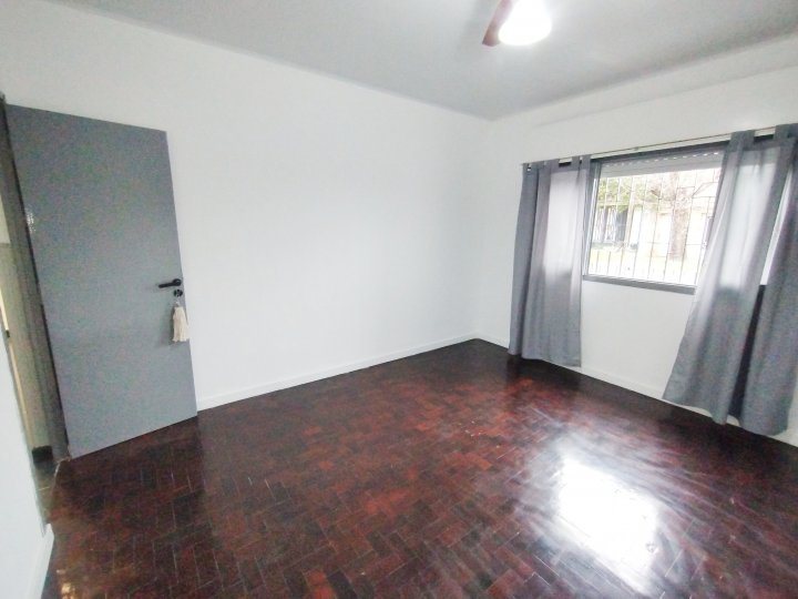 Venta casa 2 dormitorios. Pedro Lino Funes 1400
