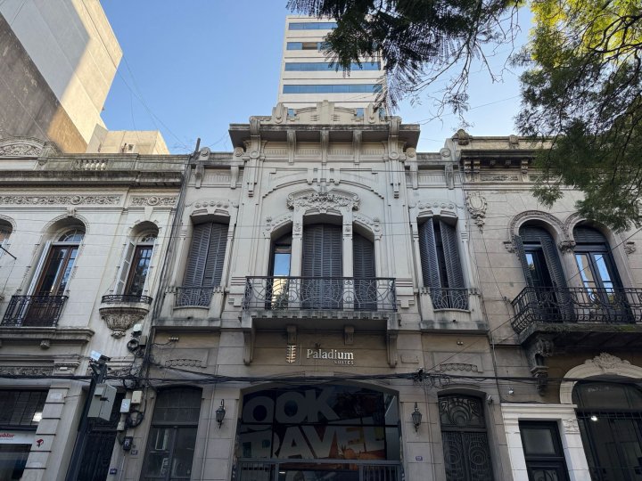 DEPARTAMENTO MONOAMBIENTE AMOBLADO EN PLENO CENTRO DE ROSARIO