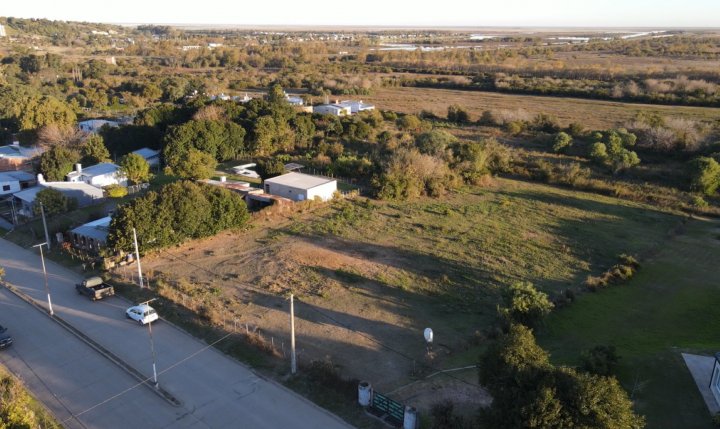 Terreno con inigualable vista, Esteban Lonne y Av de la Virgen - 4.700 m2