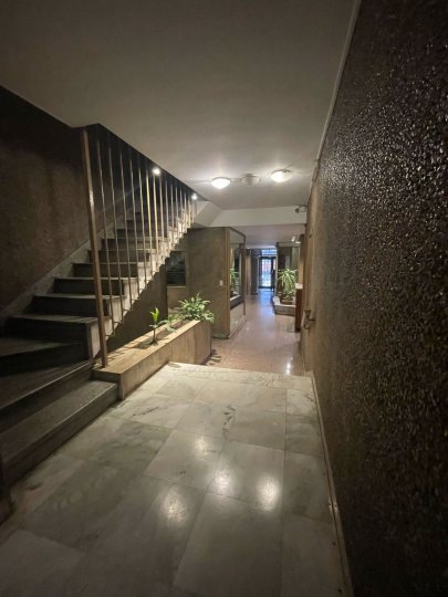 INMOBILIARIA ALQUILA MONOAMBIENTE CORRIENTES AL 900