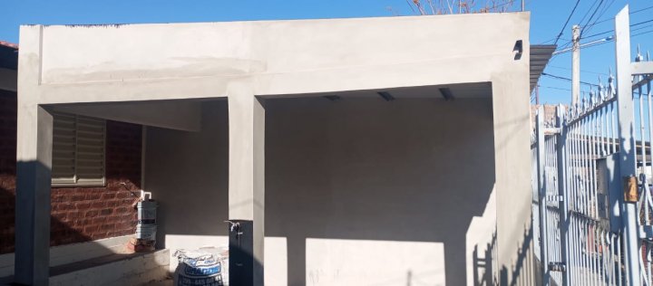 CASA 3 DORMITORIOS  EN BARRIO GASTRONOMICO - NEUQUEN