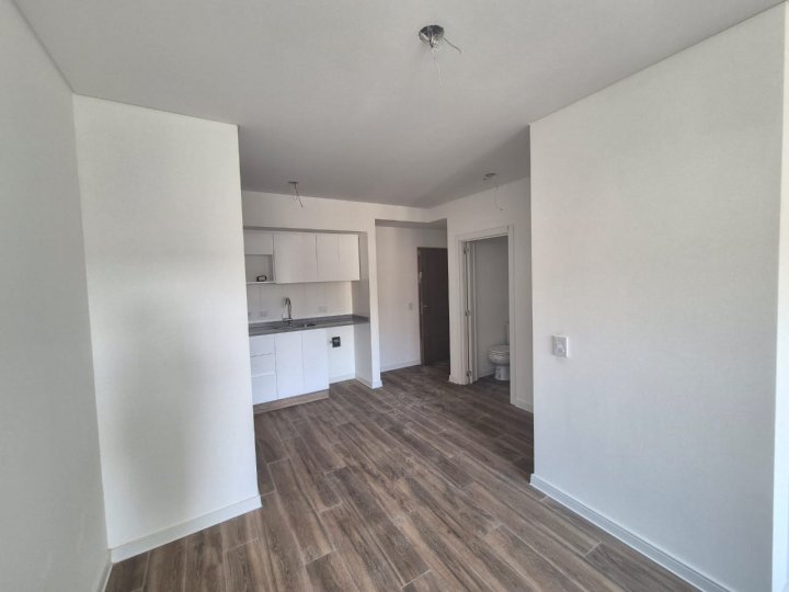 Donado y Echeverría, Villa Urquiza, 2 amb, 60m2, Venta u$s 155.000