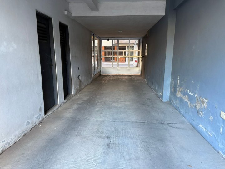 COCHERA EN BARRIO MARTIN