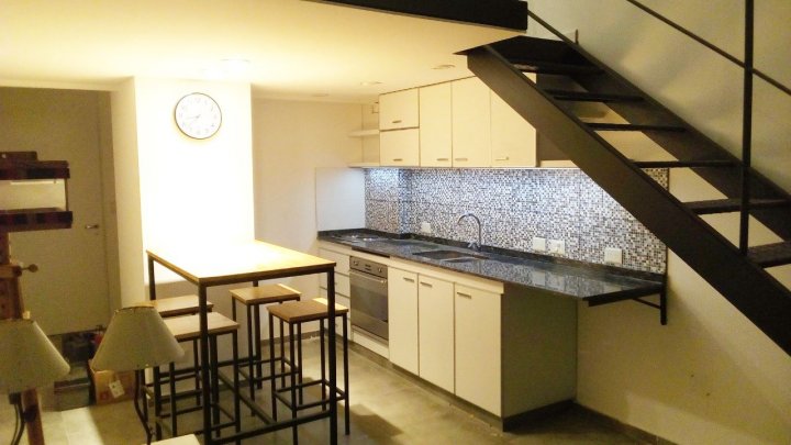 La Boca, Caboto 400, 2 amb, 50m2, $ 850,000 + luz. 18-07-25