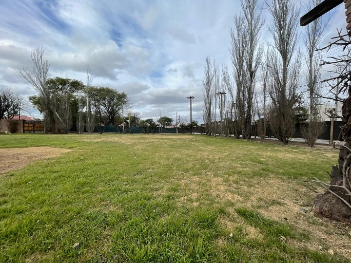 Vendo terrenos de 380 m2 en Barrio Chalet